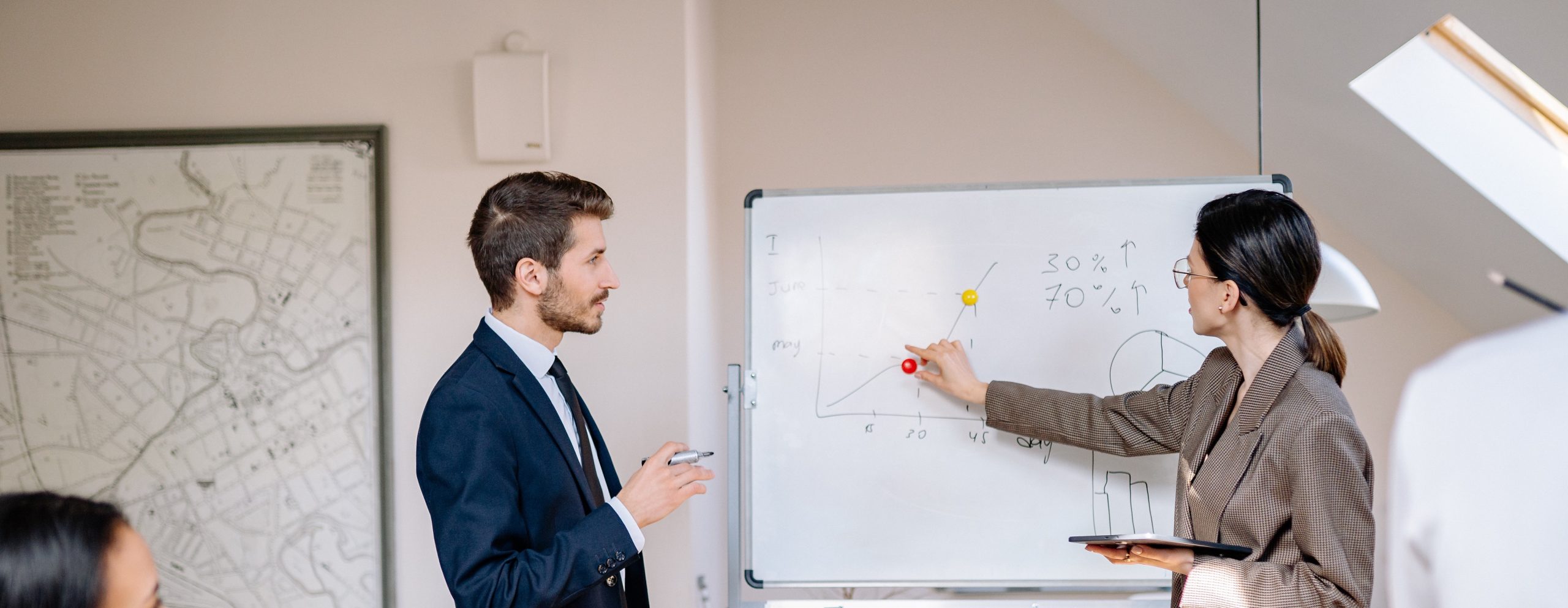 EU-direktiv ska minska lönegapet mellan män och kvinnor